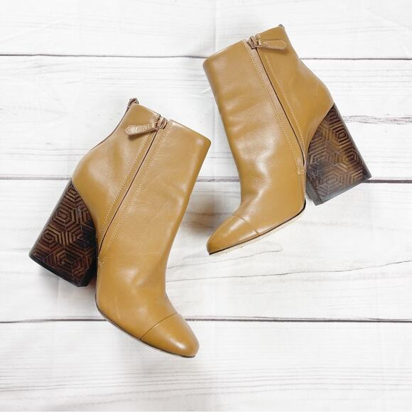 Tory Burch Women's Grove Cap Toe Tan Block Heels Toe Boots Size 8 - Picture 6 of 10